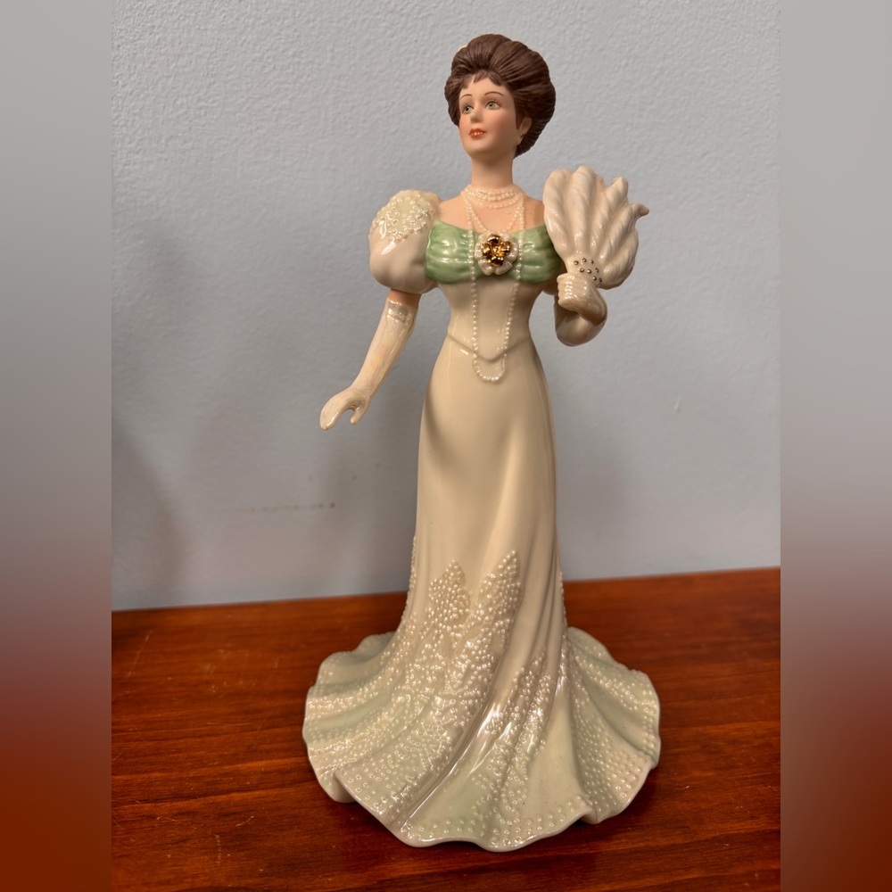 Lenox collectible Porcelain Lady Figurine in Cream and Pale Green